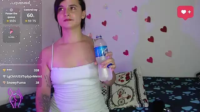littleemma_77 from StripChat