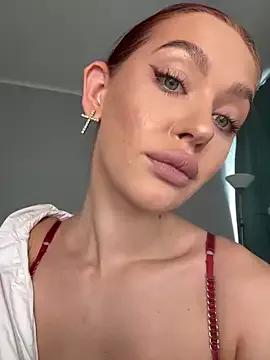 LittleFox___ from StripChat is Freechat
