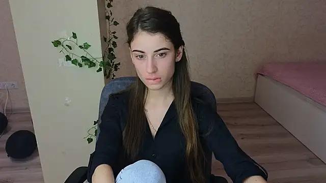 LittleFreya9 from StripChat
