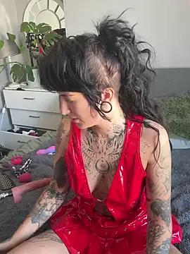 littleinkedblaise666 from StripChat