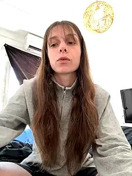 LittleJulietta from StripChat