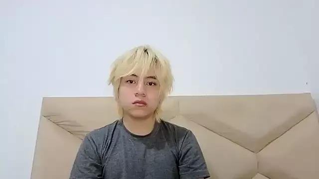 LittleKiioTatsuki from StripChat is Freechat