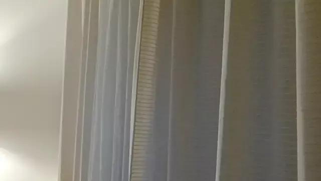 LittleNicolee from StripChat