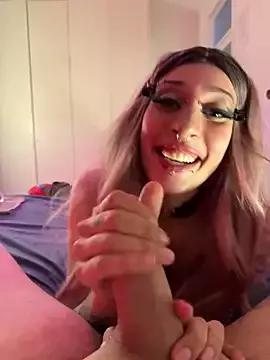 littlewitchxoxo from StripChat