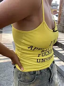 LiuRuYan69 webcams show profile image 