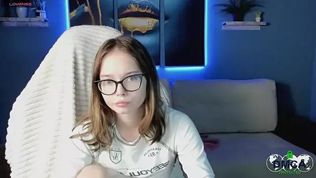 Lix_Vial webcams show profile image 
