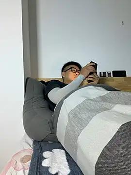 lixiaoshuai8 from StripChat