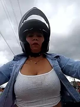 LIZ-06_ from StripChat is Freechat