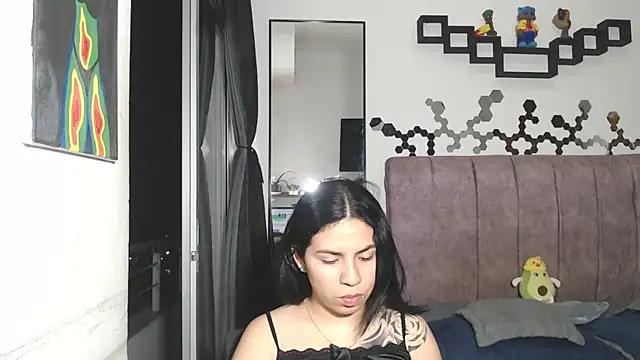Explore our live girls sluts from our Custom and Multi clubs and checkout exclusive access to highly interactive content, such as shape, hair, titties, pussy type and many more.
