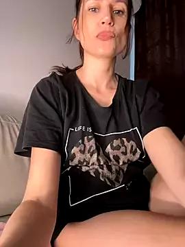 Lizza_xxx from StripChat
