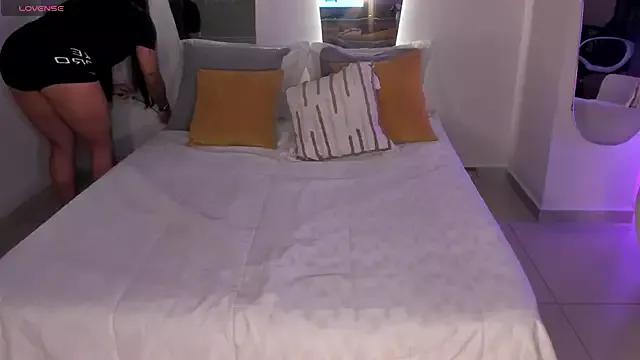 LizzHamilton__ from StripChat