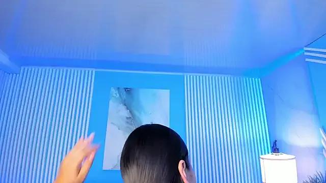 lizzievan from StripChat
