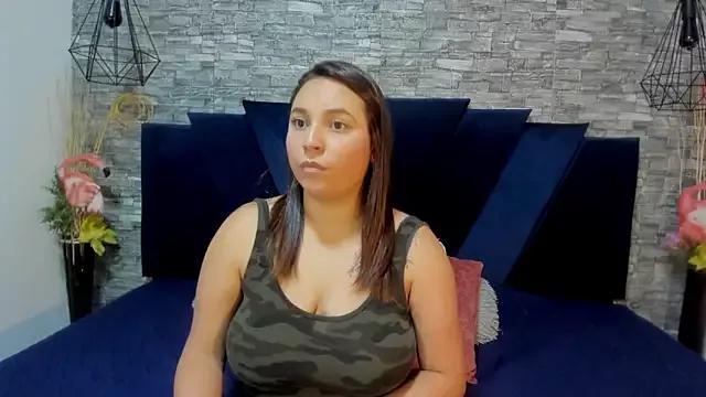 LizzRouse from StripChat