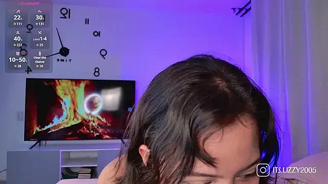 Lizzy_2_ from StripChat is Freechat