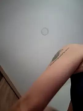 Lizzymontanaa from StripChat