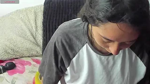 lizzyverycute from StripChat