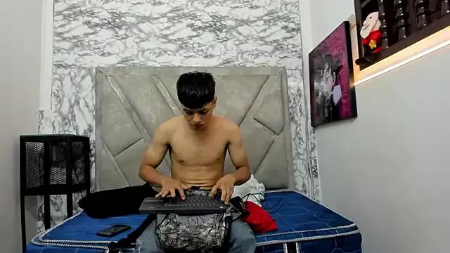 Logan_Jhonson from StripChat is Freechat
