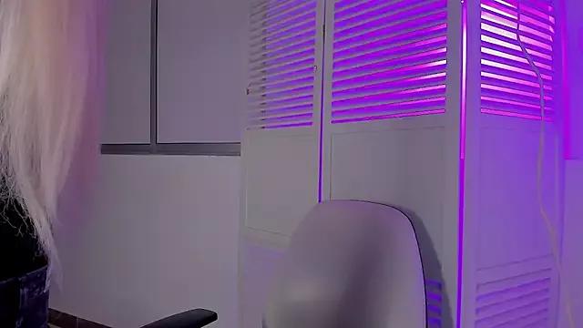 LoganBenedictt from StripChat is Freechat
