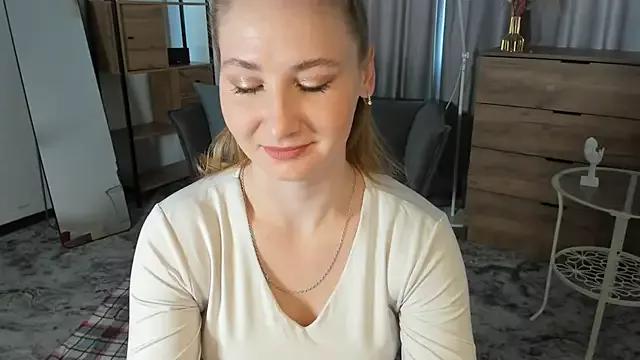 LoganHoague from StripChat is Freechat
