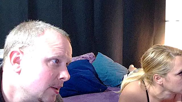 Lola69fleur from StripChat