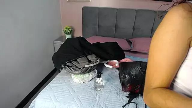 Lola_Vecassalt from StripChat