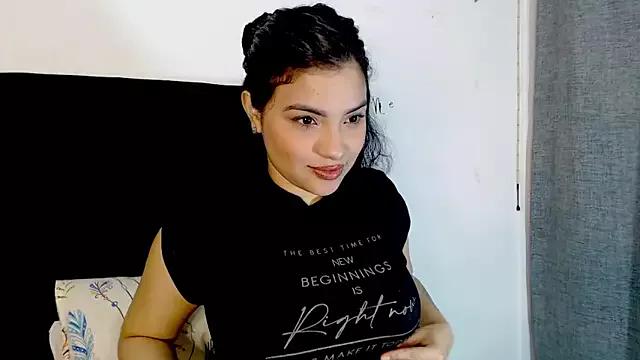 lolaa_staars from StripChat