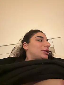 Loladanger20 from StripChat
