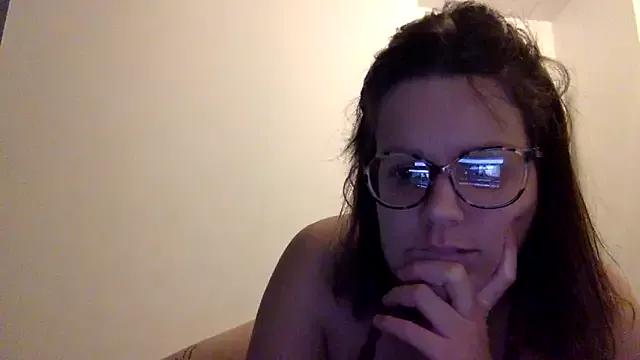 LolaGuess from StripChat is Freechat