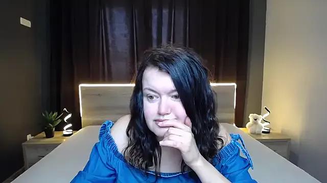 LolaHikls from StripChat