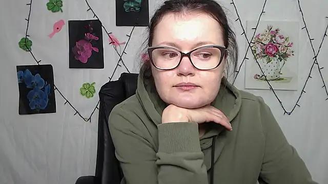 Explore our live girls sluts from our Custom and Multi clubs and checkout exclusive access to highly interactive content, such as shape, hair, titties, pussy type and many more.
