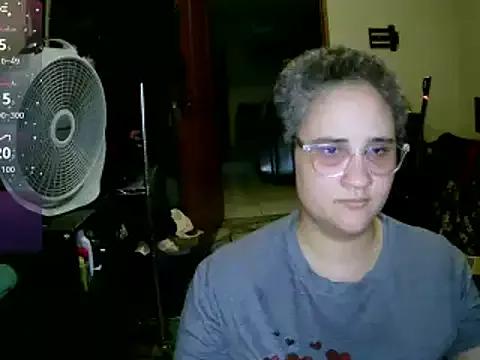 lolalicious_758 from StripChat