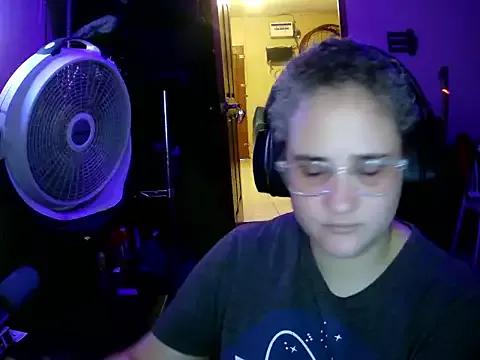 lolalicious_758 from StripChat