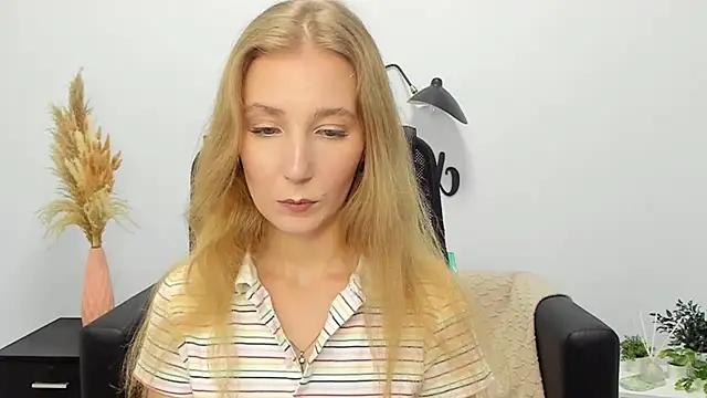 LolaWilsons from StripChat