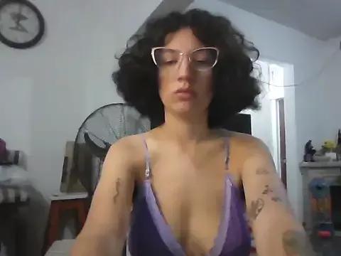 loliporomero from StripChat is Freechat