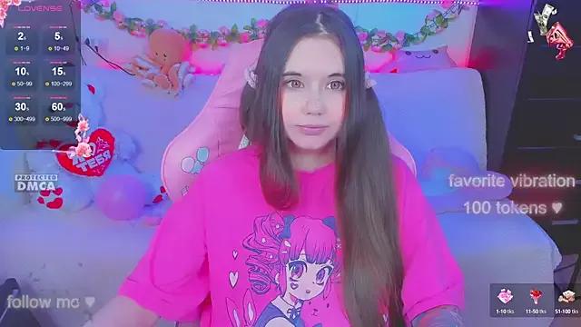 Lolisuccub from StripChat
