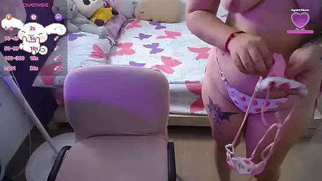 LollitaPop from StripChat