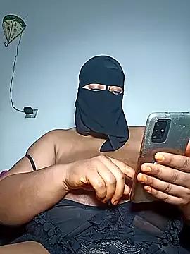 Loly_mor from StripChat