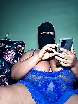 Loly_mor from StripChat