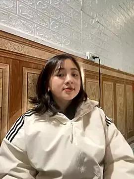 Lonnina from StripChat is Freechat