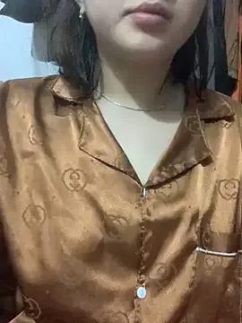 Lonnina from StripChat