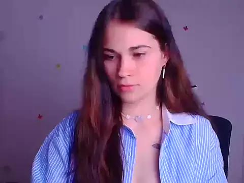 Loon_Amore from StripChat