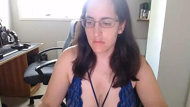 LoreleiOF from StripChat is Freechat