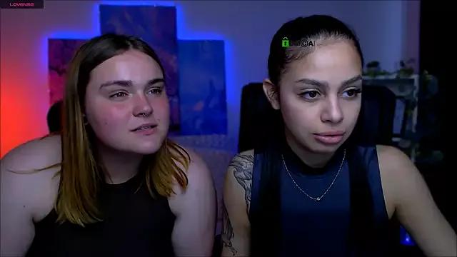 Explore our live girls sluts from our Custom and Multi clubs and checkout exclusive access to highly interactive content, such as shape, hair, titties, pussy type and many more.