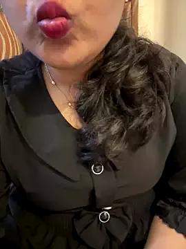 Lovebug_69 webcams show profile image 