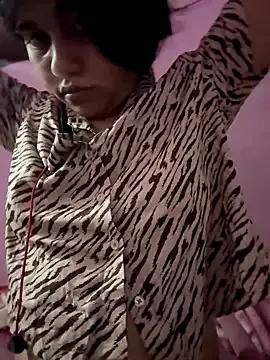 Lovely-Queeen webcams show profile image 