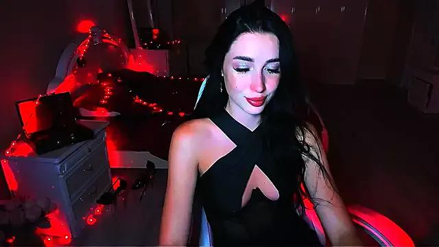 Explore our live girls sluts from our Custom and Multi clubs and checkout exclusive access to highly interactive content, such as shape, hair, titties, pussy type and many more.