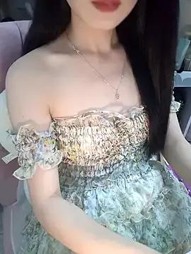 Lovely_kute on StripChat