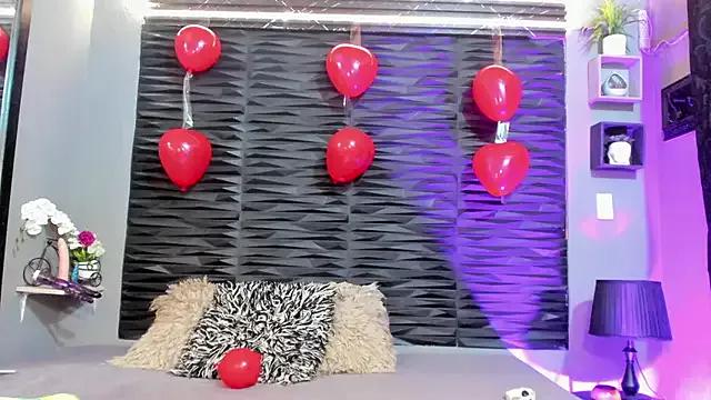Explore our live girls sluts from our Custom and Multi clubs and checkout exclusive access to highly interactive content, such as shape, hair, titties, pussy type and many more.