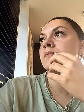 Luccreccia_ from StripChat