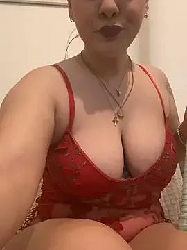 Luccreccia_ from StripChat
